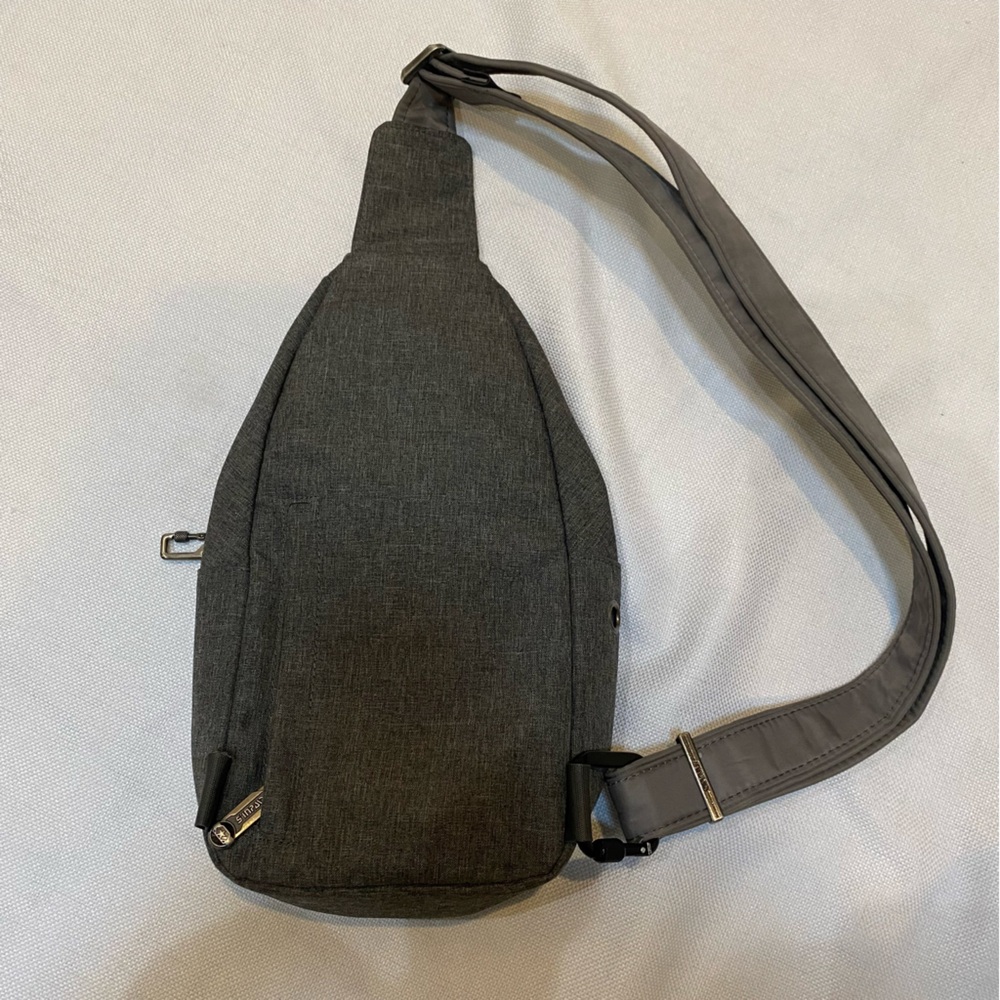 Waterfly Gray Defender Sling Bag Secure Lock 8 Pockets Antitheft NWOT - Picture 2 of 11